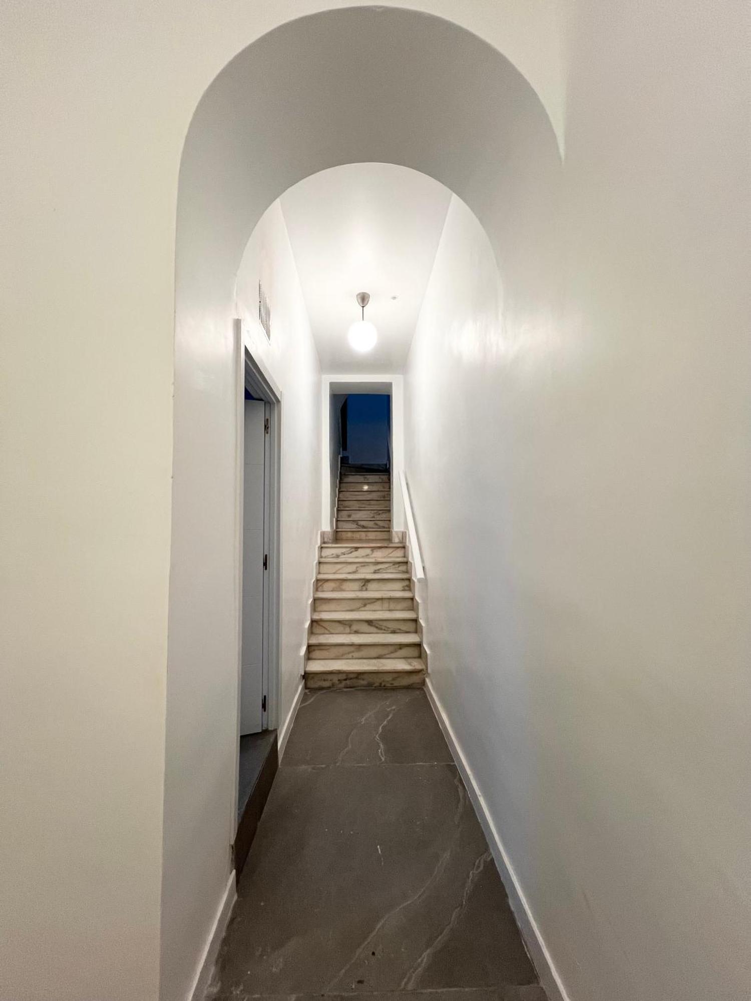Hostel Space Capsule 马德里 外观 照片